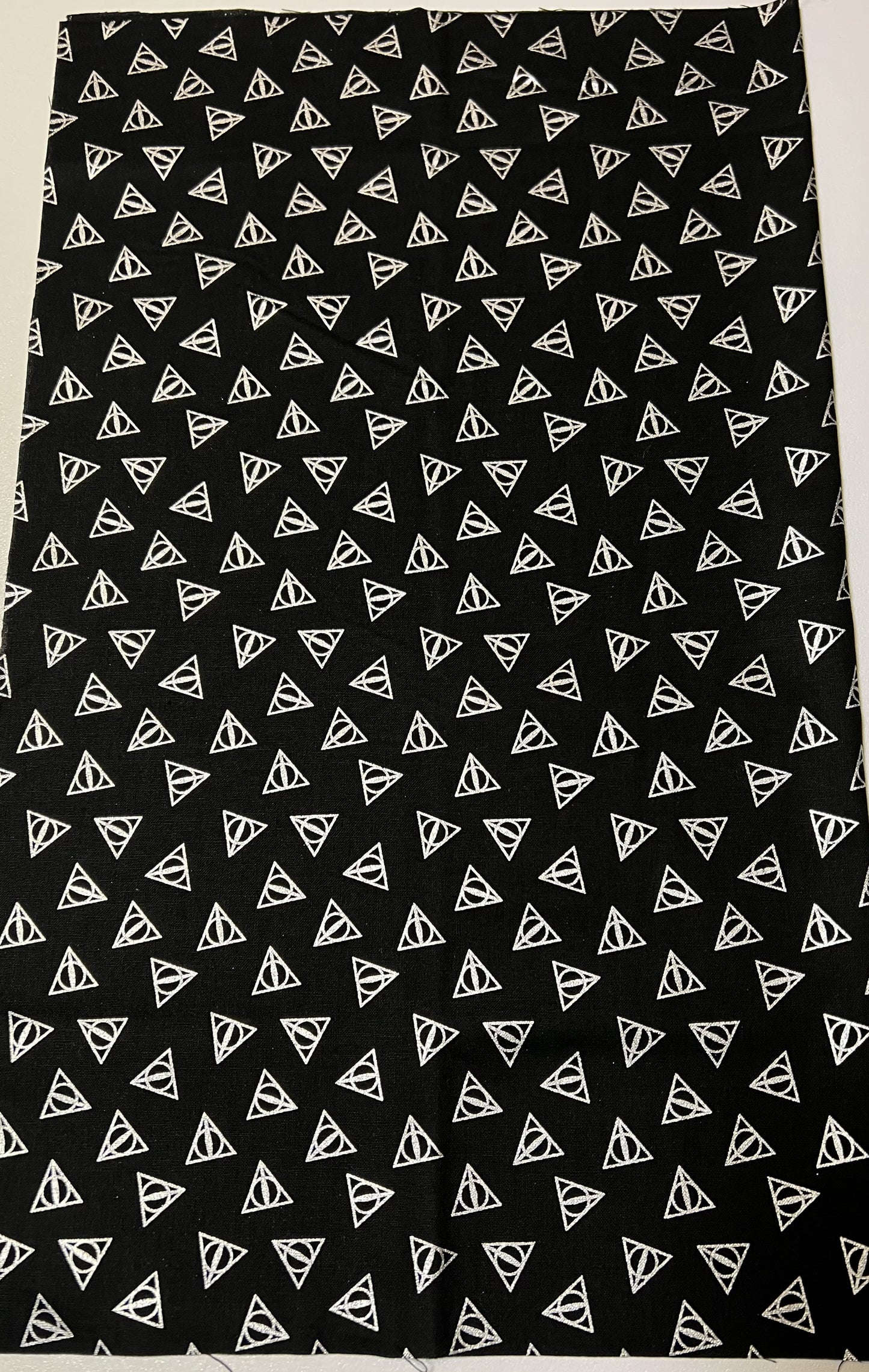 Fat Quarter - One 18" x 22" Fabric