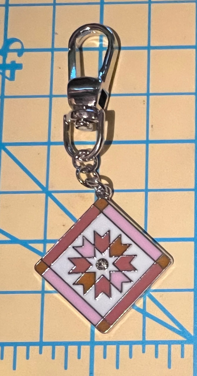 Dangles: Hardware Swivel Clip/Key Chain: Sew/Quilt