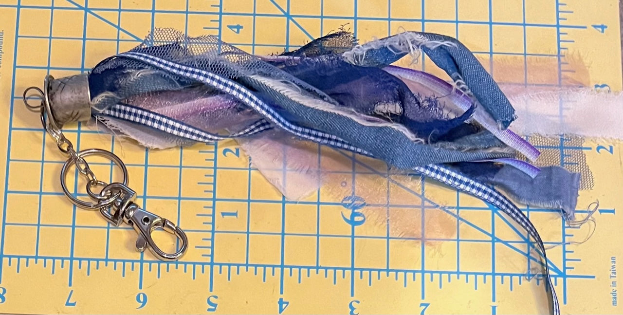 Dangles: Hardware Swivel Clip/Key Chain: Tassels, Pom Poms
