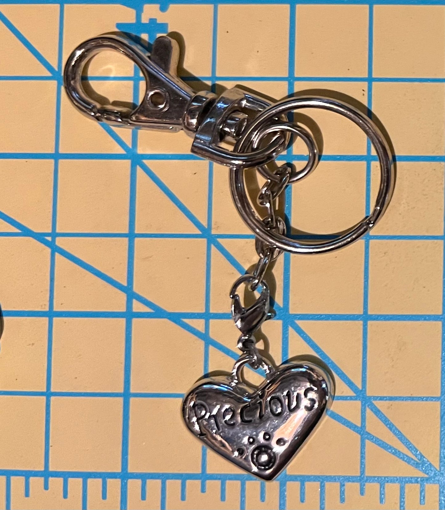 Dangles: Hardware Swivel Clip/Key Chain: Pets