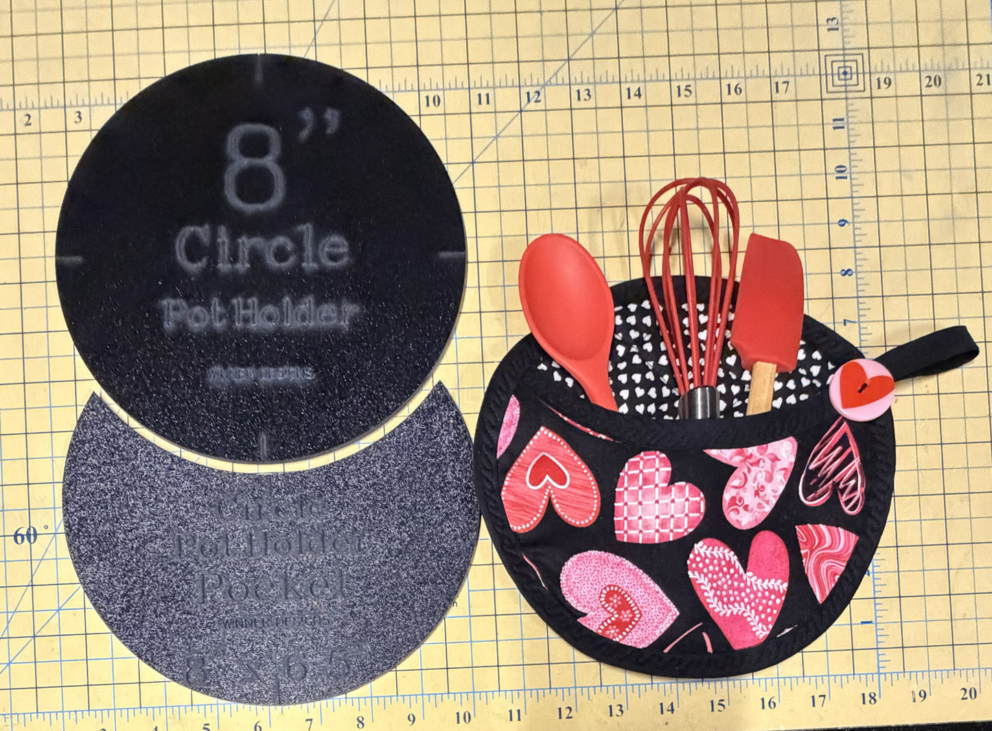 Circle Pocket Potholder