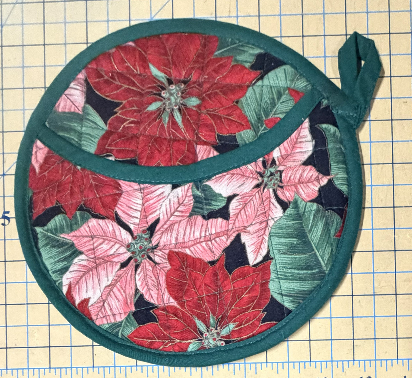 Circle Pocket Potholder