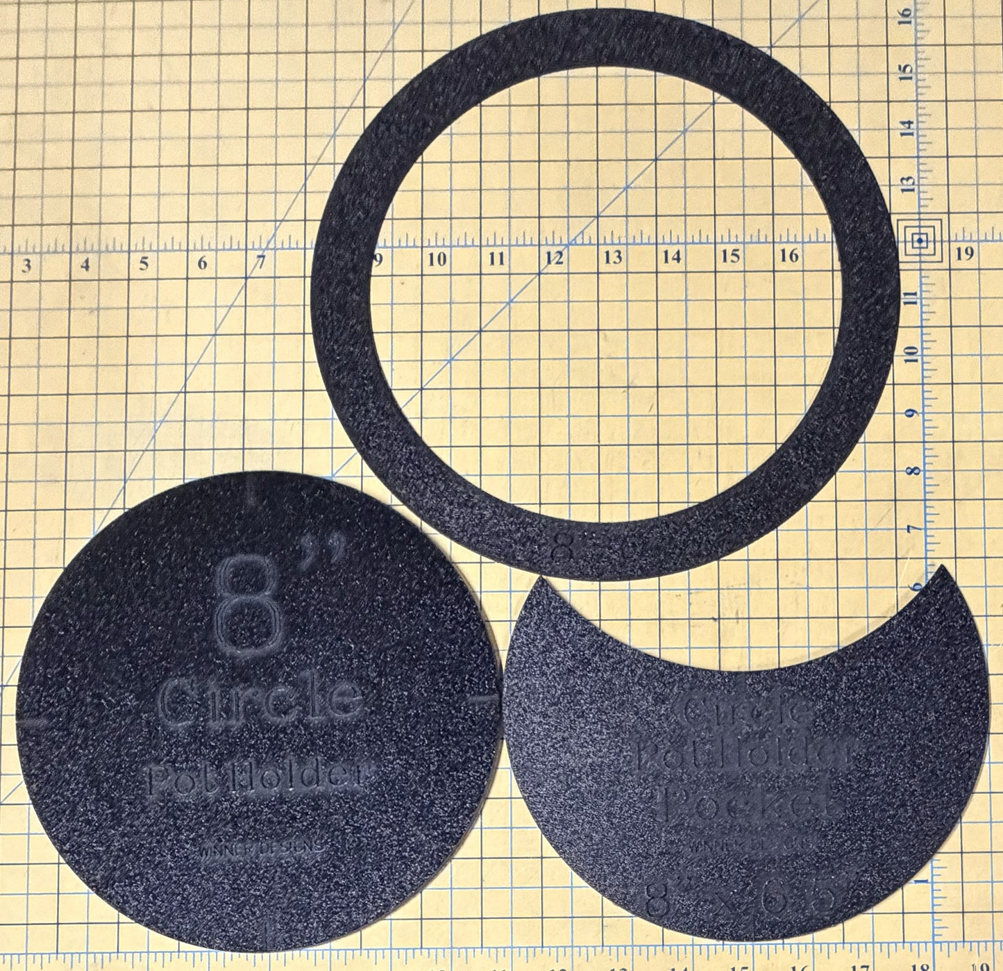 Circle Pocket Potholder