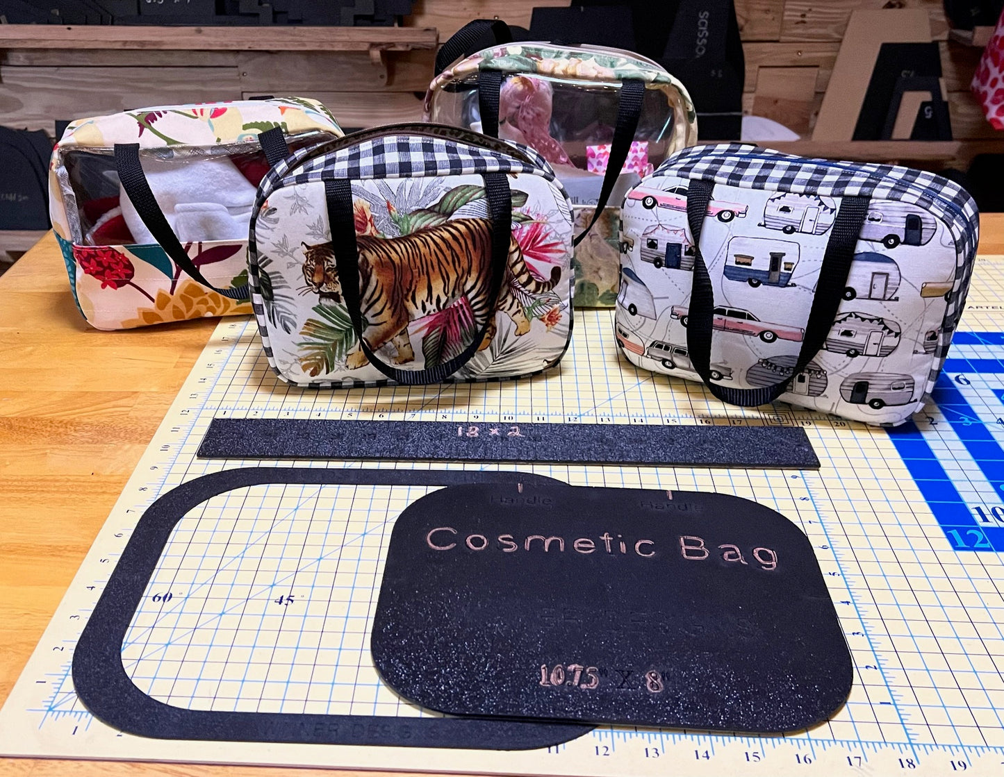 Cosmetic Bag, Fussy Cut Frame, Ruler