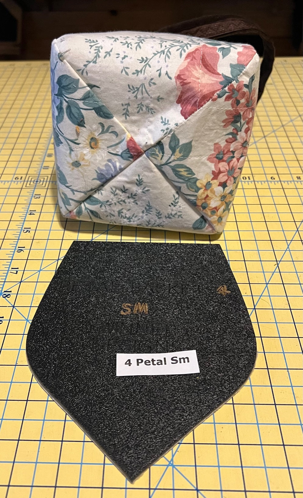 Petal Baskets - 4 or 6, Reg or Sm